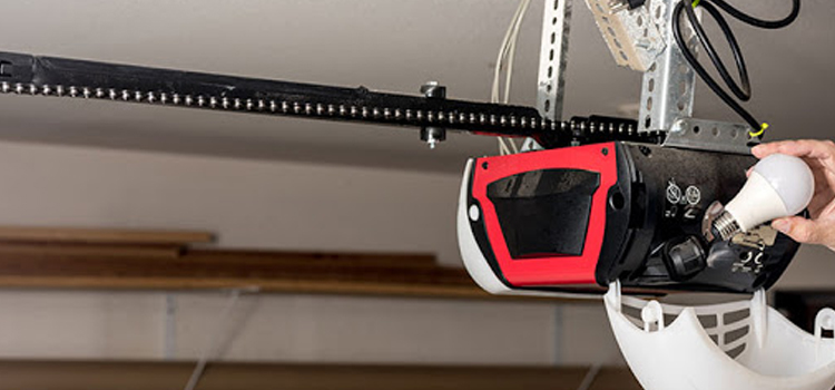automatic garage door opener repair in Casa de Oro-Mount Helix